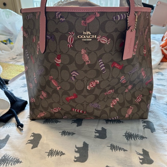 Coach Pink and Brown Tote Bag - Picture 3 of 14